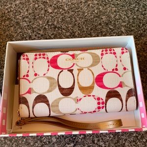 Coach wristlet
